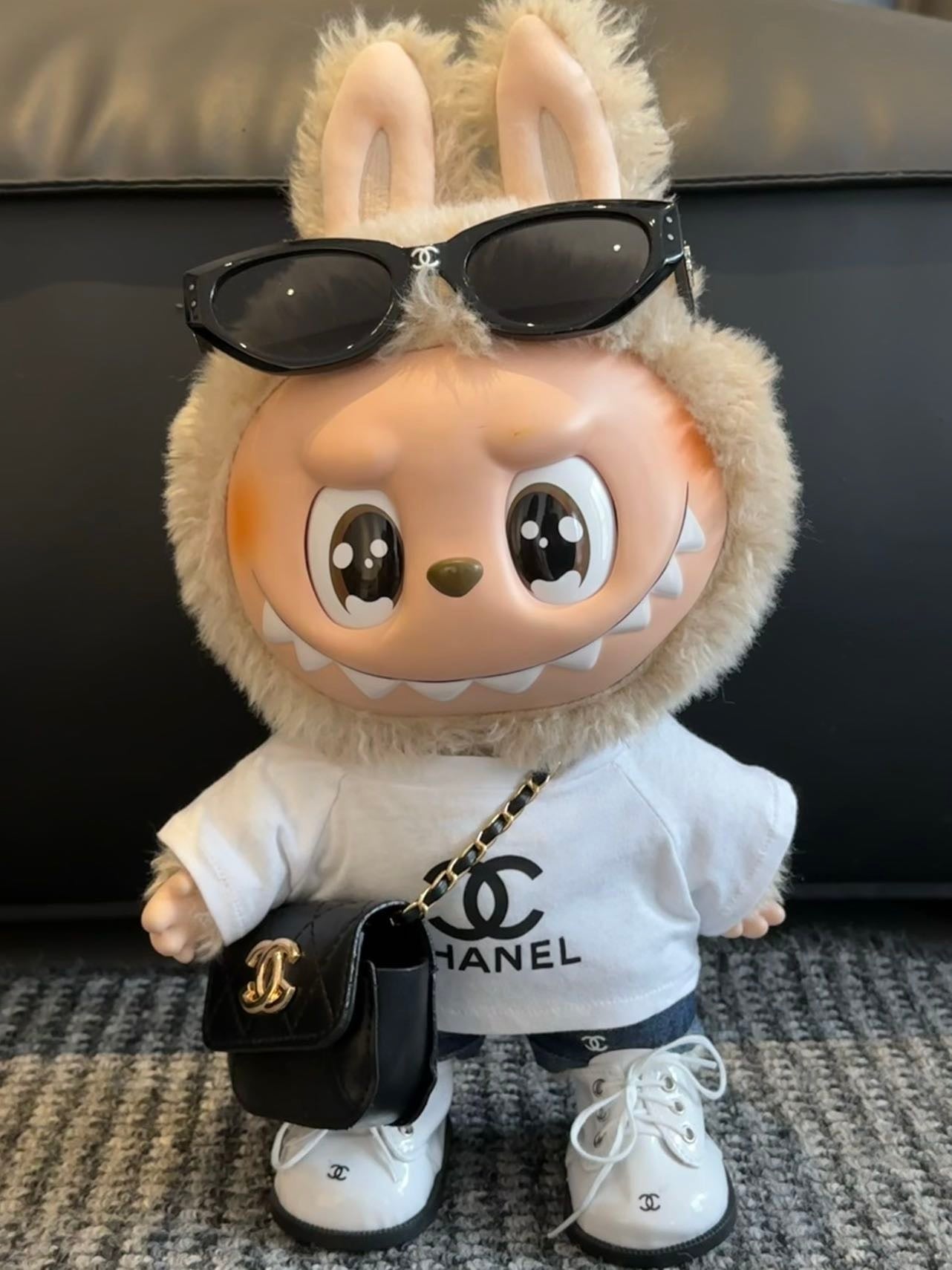 POP MART Labubu Replacing Clothes Set, Labubu Outfit T-Shirt Chanel (No Dolls)