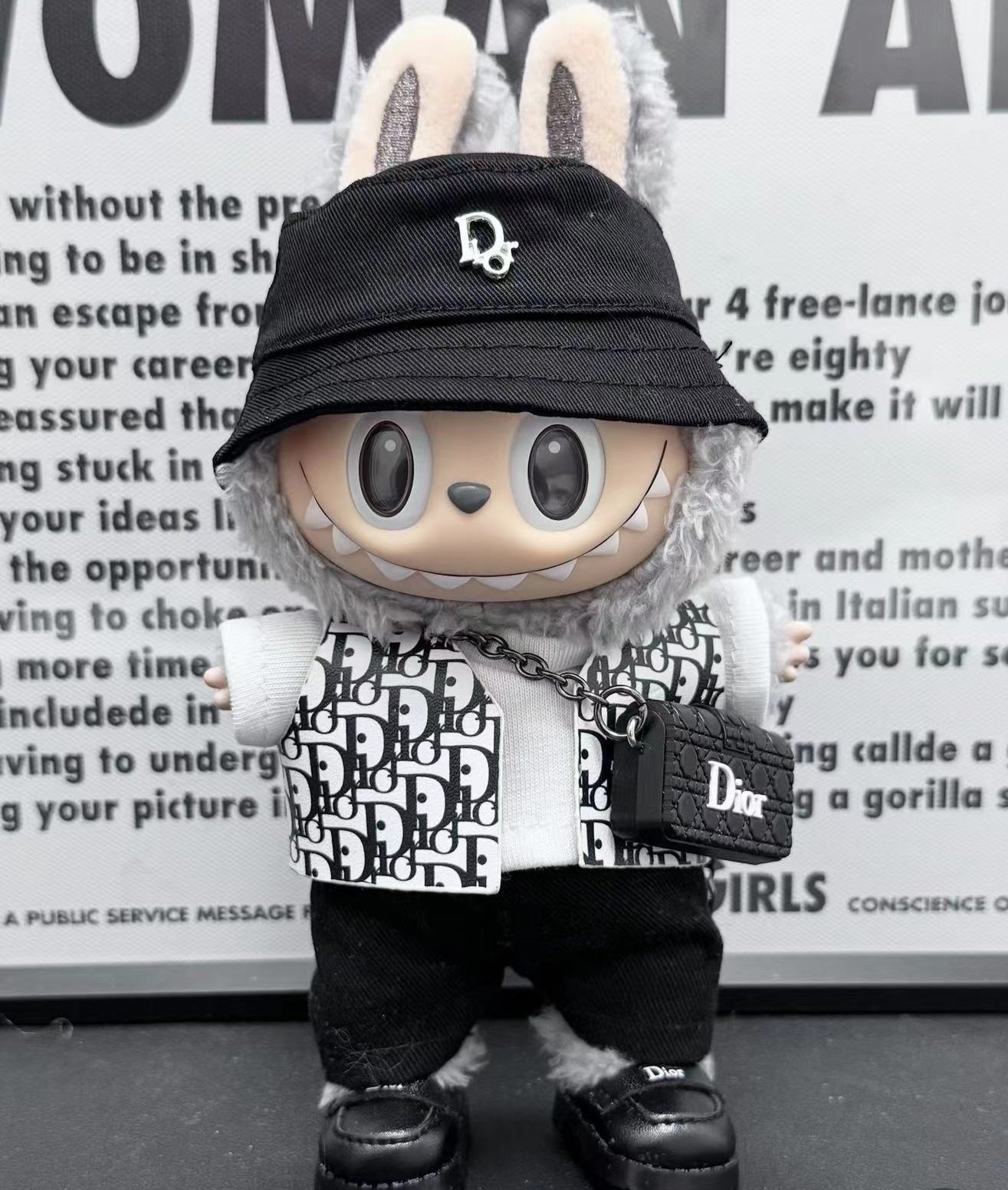 POP MART Labubu Replacing Clothes Set, Labubu Dior Outfit(No Dolls)
