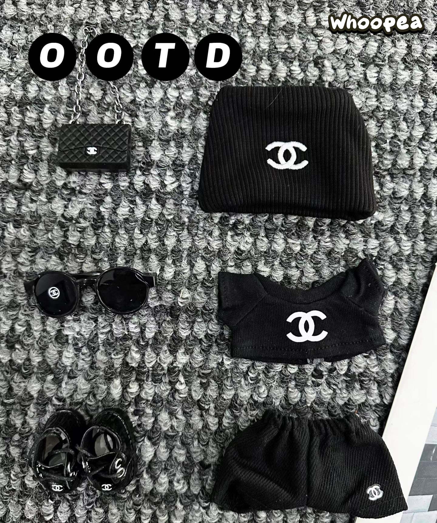 POP MART Labubu Replacing Clothes Set, Labubu Outfit T-Shirt Chanel (No Dolls)