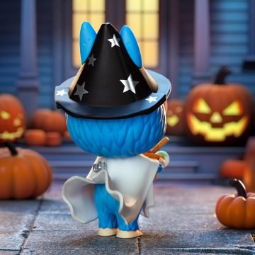 LABUBU Trick-or-Treater Figure